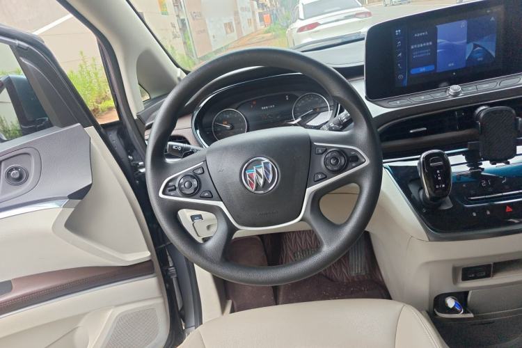 Used Buick GL8 2020 Land Cruiser Executive Class 652T Comfort Model Steering Wheel