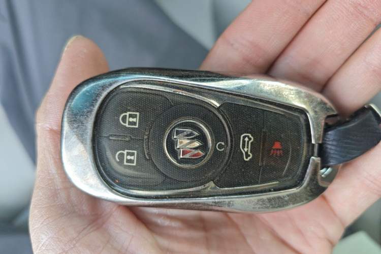 Used Buick GL8 2020 Land Business Class 652T Luxury Model Vehicle Key