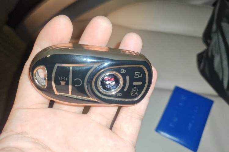 Used Buick GL8 2020 Land Business Class 652T Luxury Model Vehicle Key