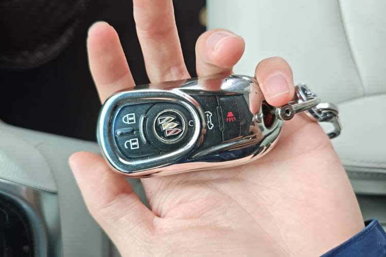 Used Buick GL8 2020 Land Business Class 652T Luxury Model Vehicle Key