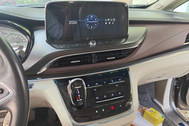 Used Buick GL8 2020 Land Business Class 652T Luxury Model Audio And AC Panel