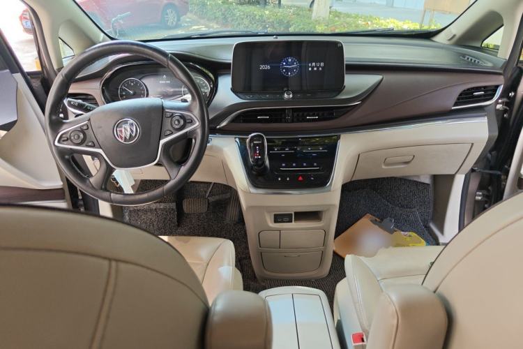 Used Buick GL8 2020 Land Business Class 652T Luxury Model Center Console