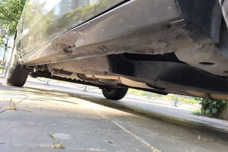 Used Buick GL8 2020 Land Cruiser Executive Class 652T Comfort Model Chassis Front Right