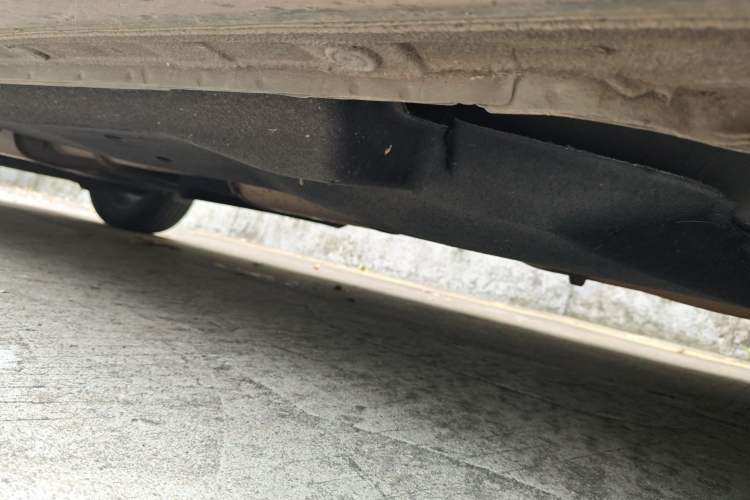 Used Buick GL8 2020 Land Cruiser Executive Class 652T Comfort Model Chassis Front Right