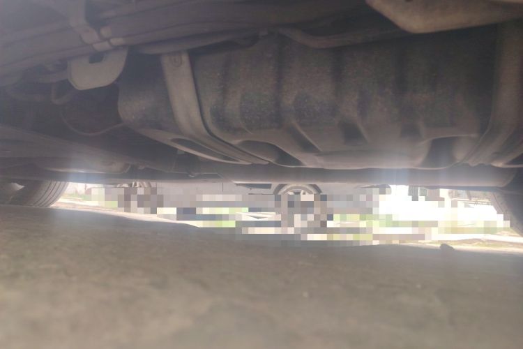 Used Buick GL8 2020 Land Cruiser Executive Class 652T Comfort Model Chassis Rear Left