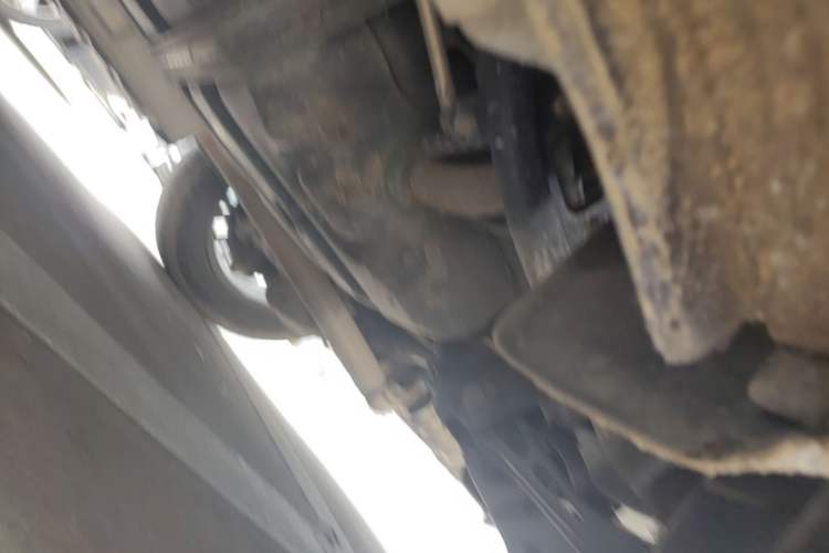 Used Buick GL8 2020 ES Land Cruiser 653T Comfort Edition Chassis Rear Left