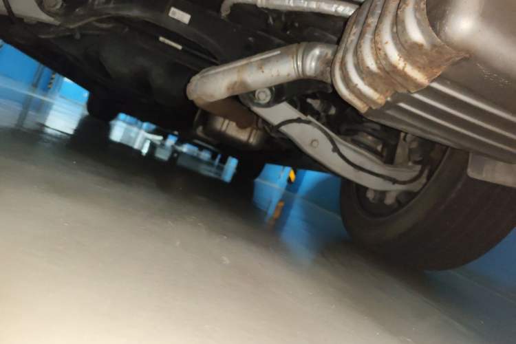 Used Buick GL8 2020 Avenir Avia Six-Seat Deluxe Edition Chassis Rear