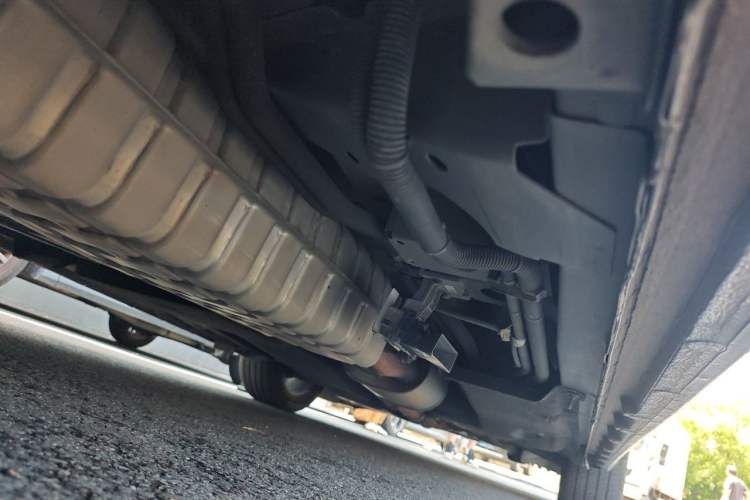 Used Buick GL8 2020 Avenir Avia Six-Seat Deluxe Edition Chassis Rear Right