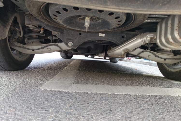 Used Buick GL8 2020 ES Land Cruiser 653T Luxury Model Chassis Rear