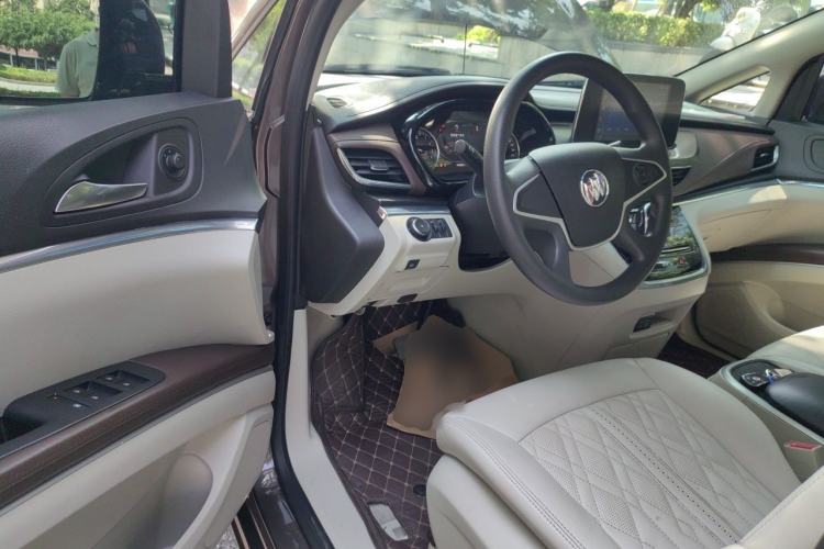 Used Buick GL8 2020 Land Cruiser Executive Class 652T Comfort Model Driver Seat