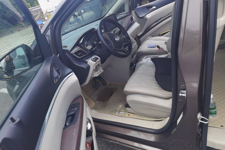 Used Buick GL8 2020 Land Cruiser Executive Class 652T Comfort Model Driver Seat