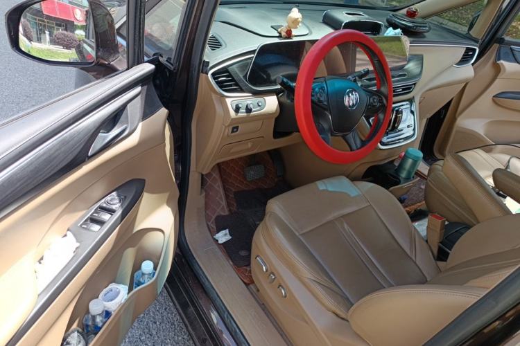 Used Buick GL8 2020 ES Land Cruiser 653T Luxury Model Driver Seat