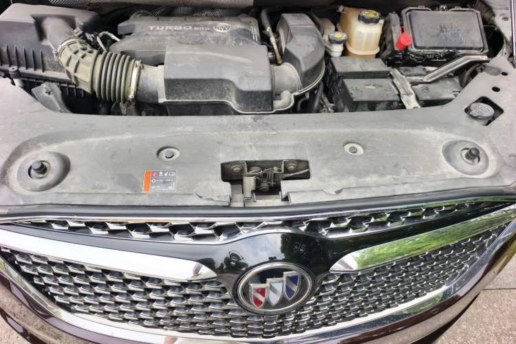 Used Buick GL8 2020 Avenir Avia Six-Seat Deluxe Edition Engine Bay