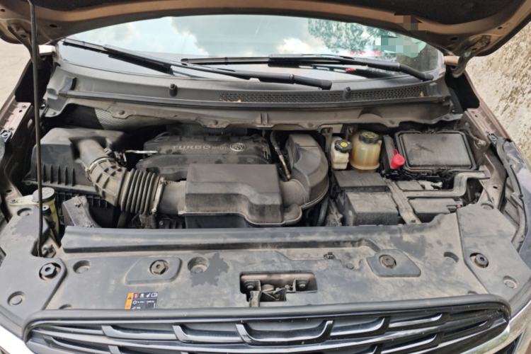 Used Buick GL8 2020 Land Cruiser Executive Class 652T Comfort Model Engine Bay