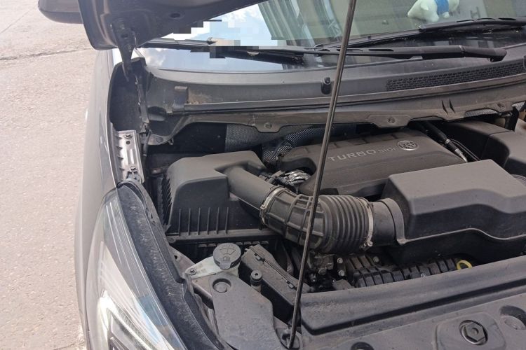 Used Buick GL8 2020 Land Business Class 652T Luxury Model Engine Bay Right
