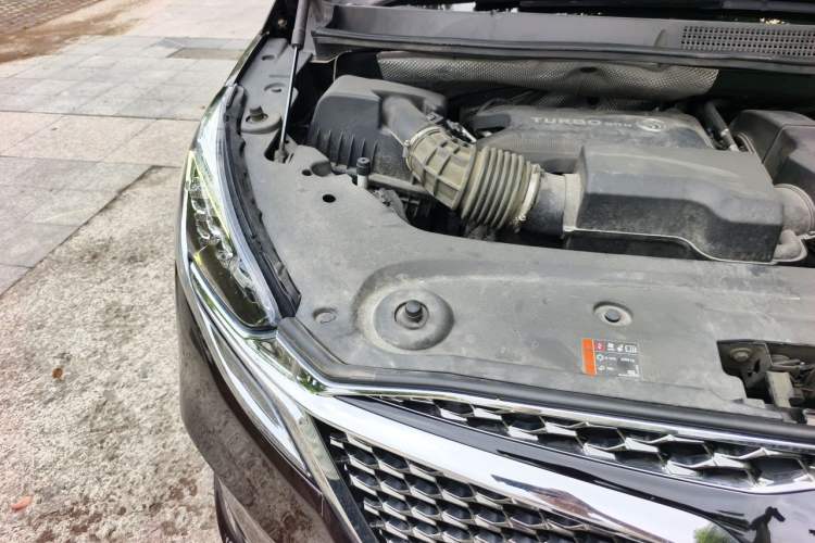 Used Buick GL8 2020 Avenir Avia Six-Seat Deluxe Edition Engine Bay Right