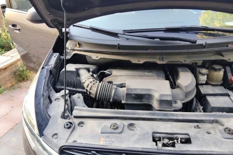 Used Buick GL8 2020 Land Cruiser Executive Class 652T Comfort Model Engine Bay Right