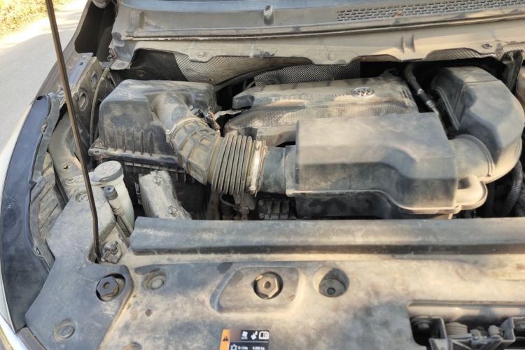 Used Buick GL8 2020 Land Cruiser Executive Class 652T Comfort Model Engine Bay Right