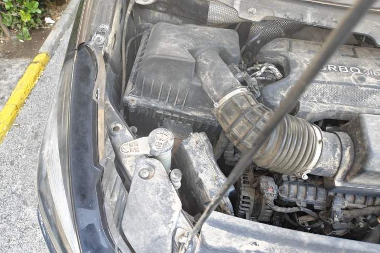 Used Buick GL8 2020 Land Business Class 652T Luxury Model Engine Bay Right