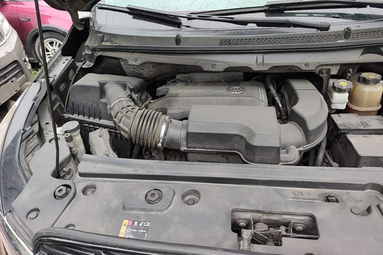 Used Buick GL8 2020 Land Business Class 652T Luxury Model Engine Bay Right