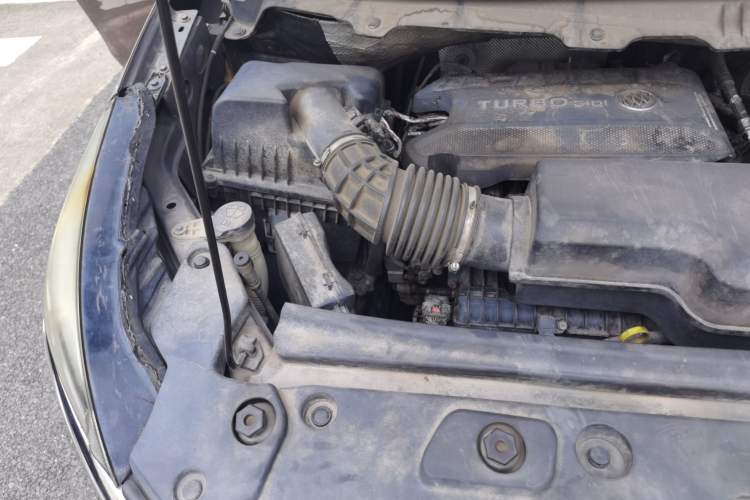 Used Buick GL8 2020 Land Cruiser Executive Class 652T Comfort Model Engine Bay Right