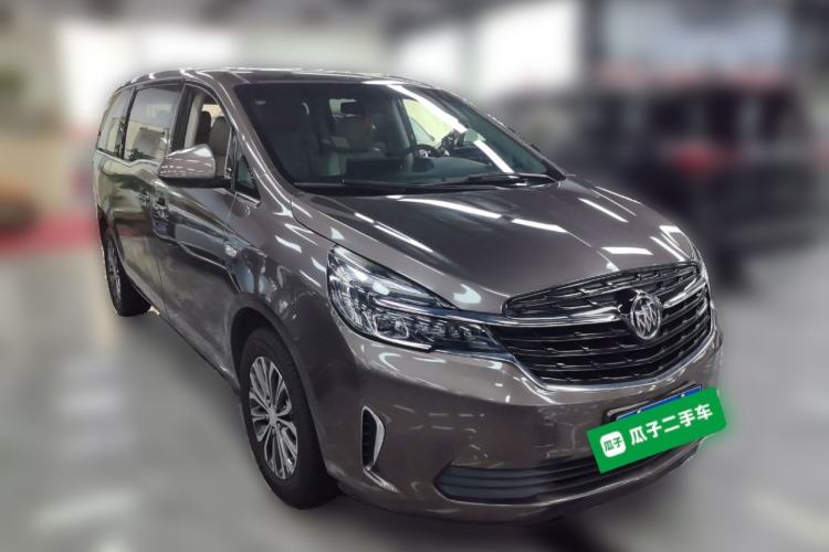 Used Buick GL8 2020 Land Cruiser Executive Class 652T Comfort Model Front Right 45 Deg