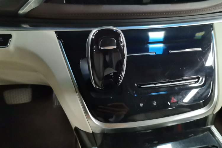 Used Buick GL8 2020 Land Cruiser Executive Class 652T Comfort Model Gear Lever