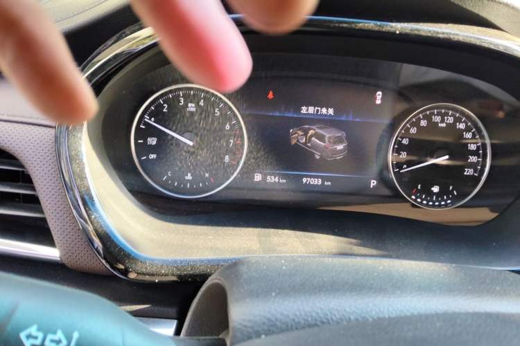 Used Buick GL8 2020 Land Cruiser Executive Class 652T Comfort Model Instrument Cluster