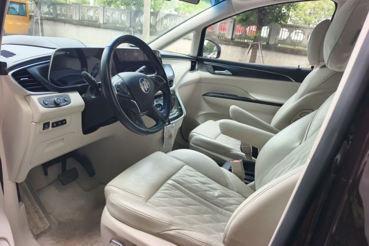 Used Buick GL8 2020 Avenir Avia Six-Seat Deluxe Edition Left Front Seat