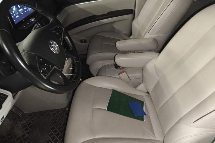 Used Buick GL8 2020 Land Business Class 652T Premium Model Left Front Seat