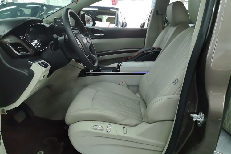 Used Buick GL8 2020 Land Cruiser Executive Class 652T Comfort Model Left Front Seat