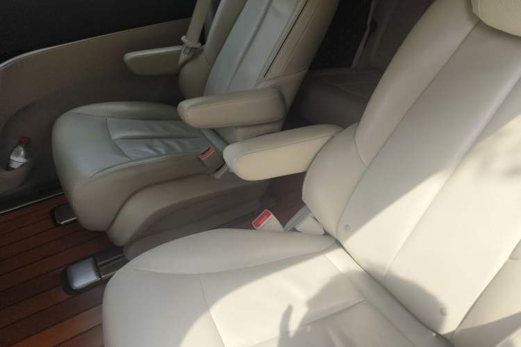 Used Buick GL8 2020 Land Business Class 652T Luxury Model Left Rear Seat