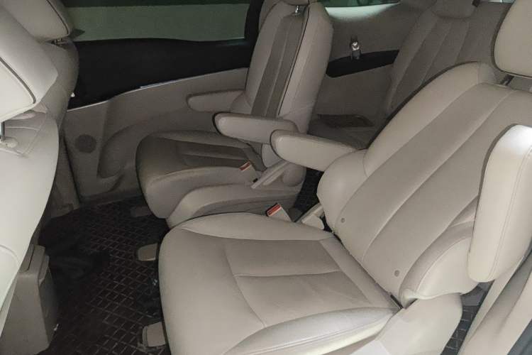 Used Buick GL8 2020 Land Business Class 652T Premium Model Left Rear Seat