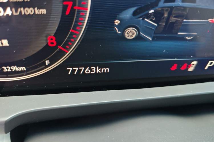 Used Buick GL8 2020 Avenir Avia Six-Seat Deluxe Edition Odometer Close Up