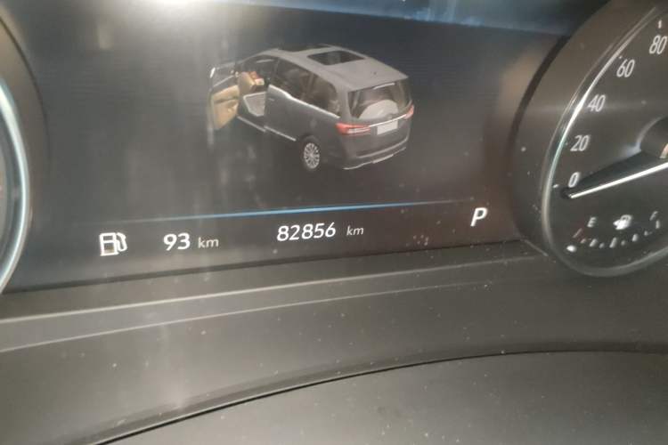 Used Buick GL8 2020 Land Business Class 652T Premium Model Odometer Close Up