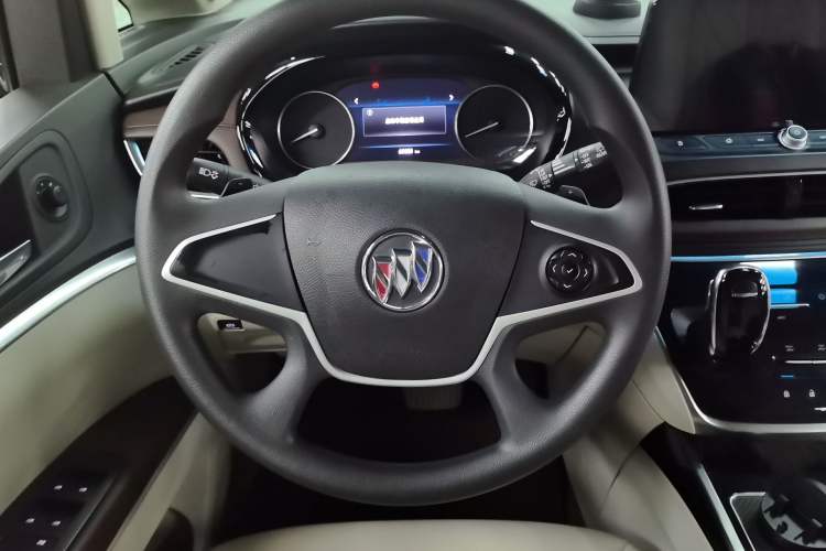 Used Buick GL8 2020 Land Cruiser Executive Class 652T Comfort Model Steering Wheel