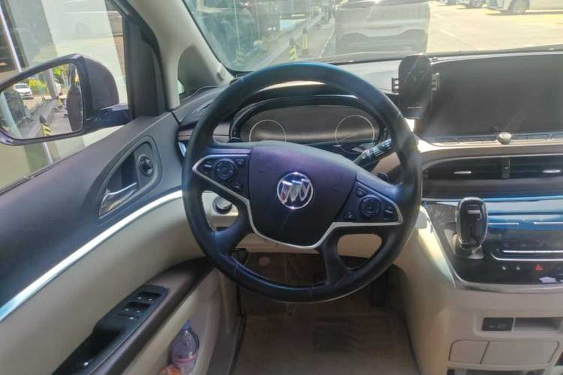 Used Buick GL8 2020 Land Business Class 652T Luxury Model Steering Wheel