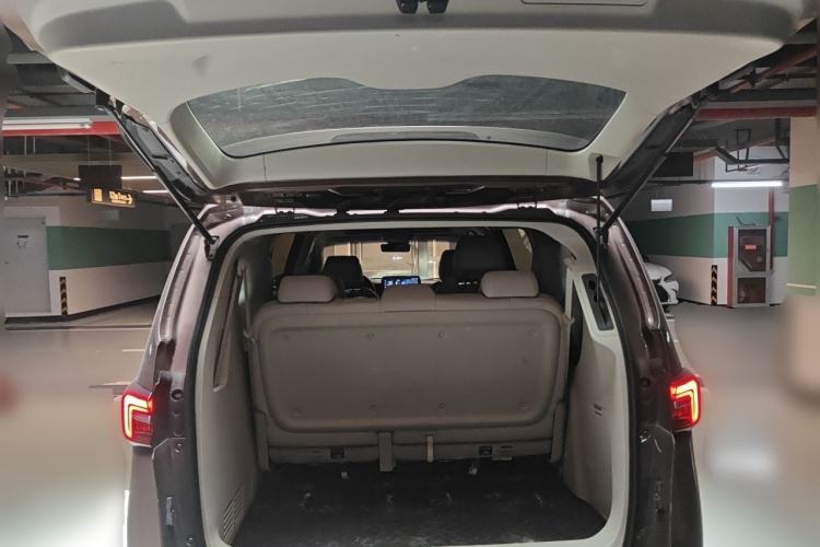 Used Buick GL8 2020 Land Business Class 652T Premium Model Trunk