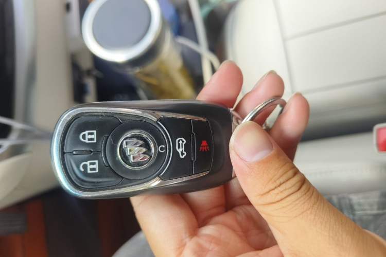 Used Buick GL8 2020 Land Business Class 652T Luxury Model Vehicle Key