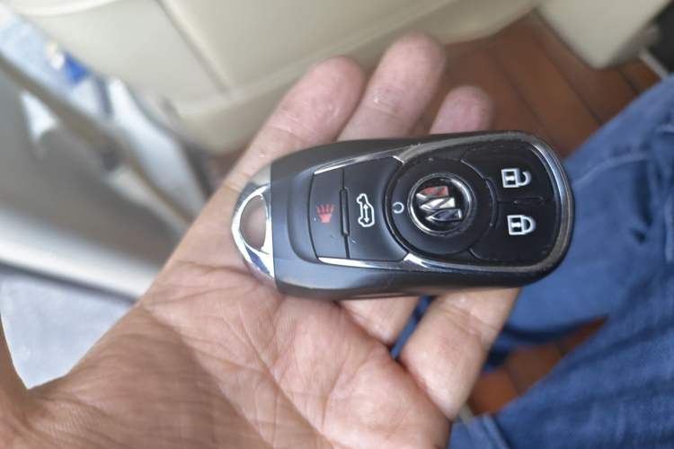 Used Buick GL8 2020 Land Business Class 652T Luxury Model Vehicle Key