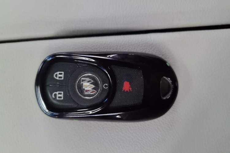 Used Buick GL8 2020 Land Cruiser Executive Class 652T Comfort Model Vehicle Key