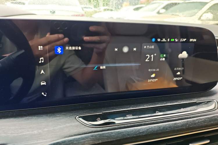 Used Buick GL8 2020 Avenir Avia Six-Seat Deluxe Edition Audio And AC Panel