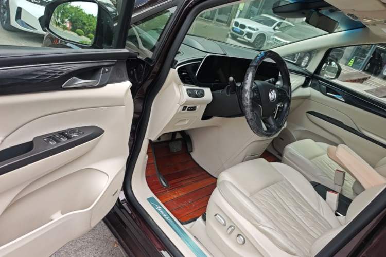 Used Buick GL8 2020 Avenir Avia Six-Seat Deluxe Edition Driver Seat