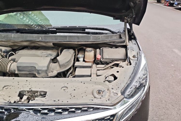 Used Buick GL8 2020 Avenir Avia Six-Seat Deluxe Edition Engine Bay Left