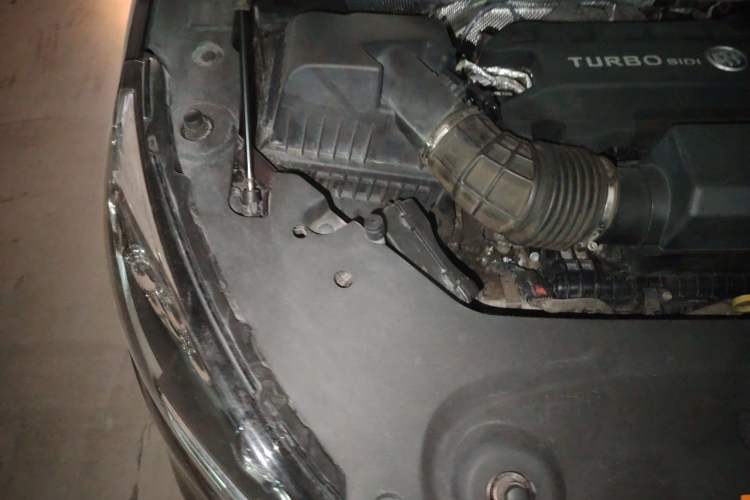 Used Buick GL8 2020 Avenir Avia 7-Seater Deluxe Edition Engine Bay Right