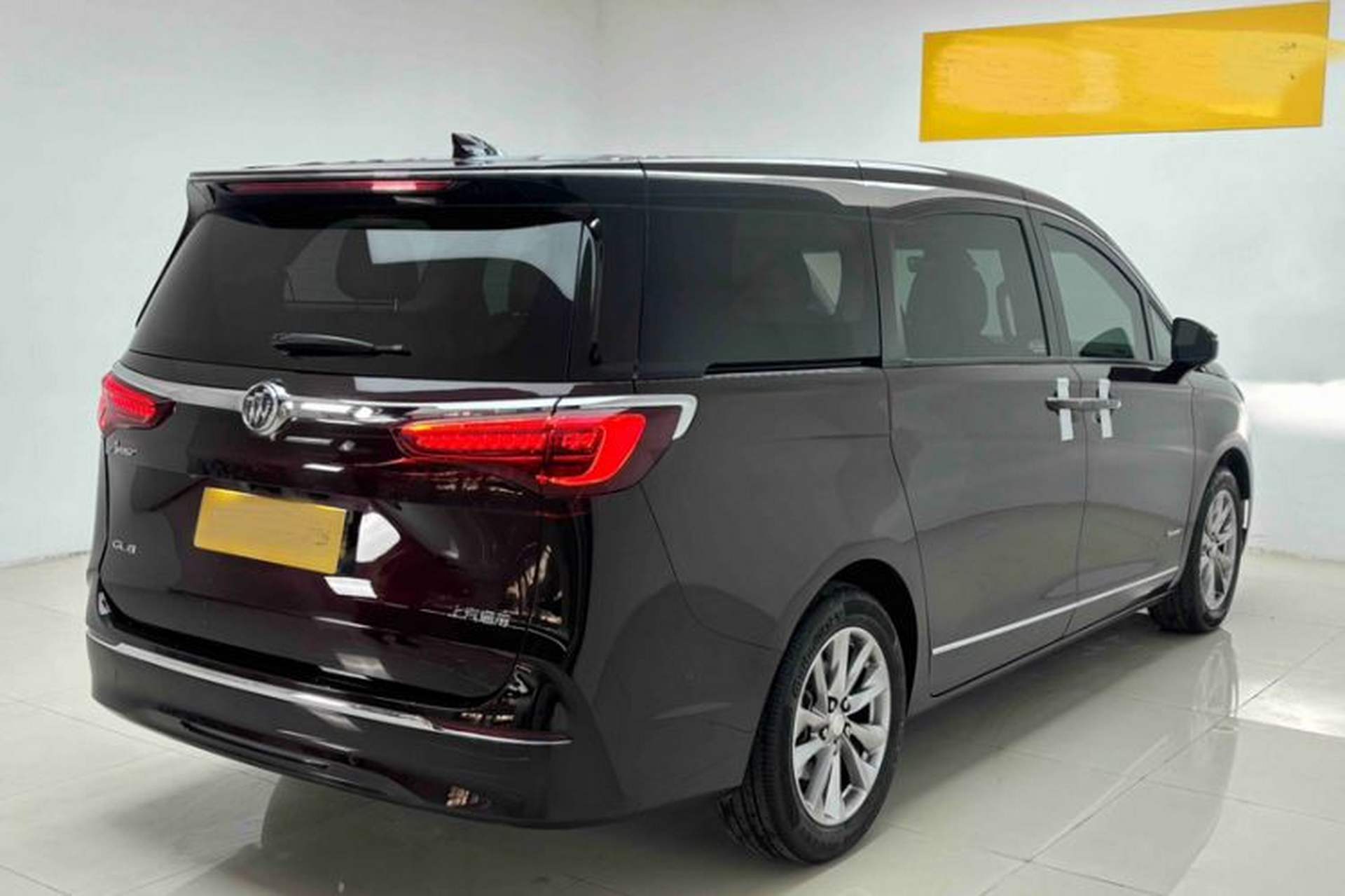 Used Buick GL8 2020 Avenir Avia Six-Seat Deluxe Edition Exterior 4