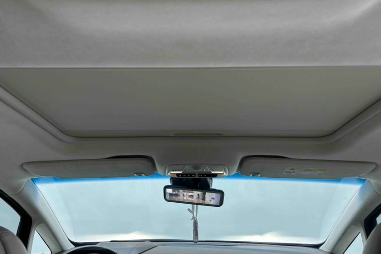 Used Buick GL8 2020 Avenir Avia Six-Seat Deluxe Edition Headliner