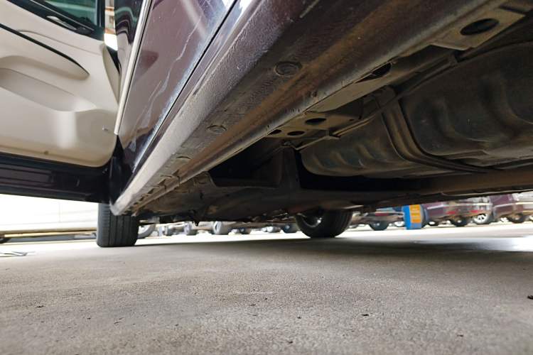 Used Buick GL8 2020 Avenir Avia Six-Seat Deluxe Edition Left Side Sill