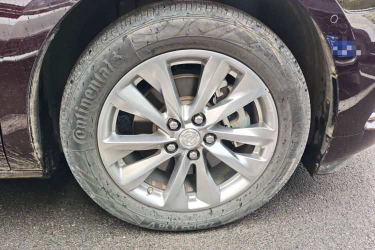 Used Buick GL8 2020 Avenir Avia Six-Seat Deluxe Edition Right Front Wheel Hub