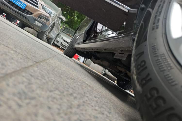 Used Buick GL8 2020 Avenir Avia Six-Seat Deluxe Edition Right Side Sill